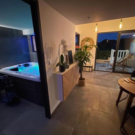 Spa & Vue Mer - Les O De Bandol Buitenkant foto